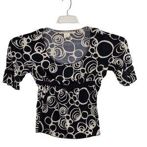 Max Studio Medium Black/Cream polyester Blend Circle Pattern Short Sleeve Top